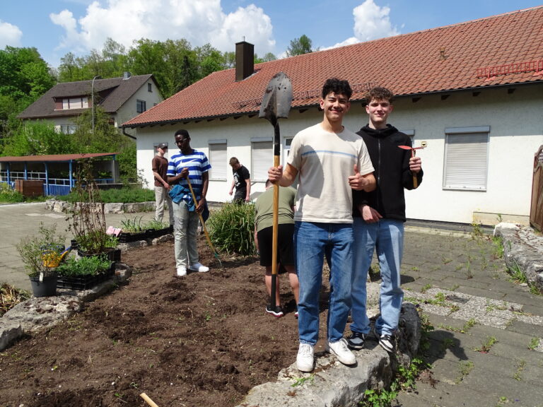 Schulgarten_PSeminar_2022_Bild1