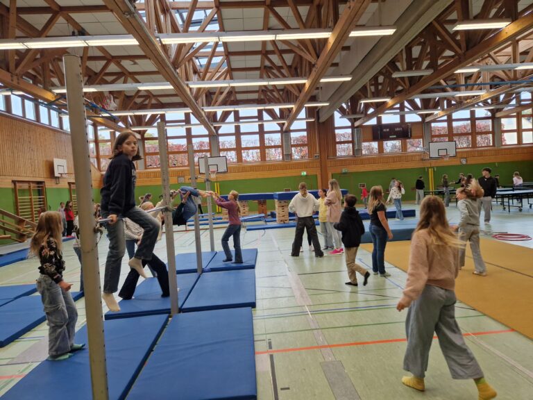 Halle 2
